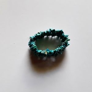 Turquoise beaded stretch bracelet